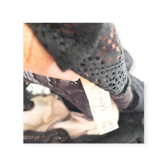 Free People Black Lace Floral A-Line Dress Cut Out  SZ M Goth Indie - Picture 10 of 10